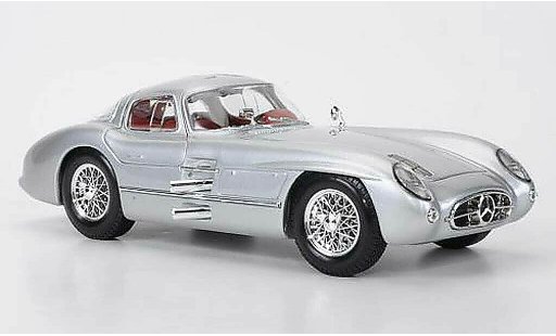 Mercedes 300 Coupe 1/18 Maisto Uhlenhaut grigio modellini auto