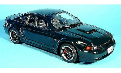 Ford Mustang Bullit 2001 1/18 Autoart gt verde modellini auto