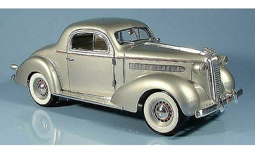 Pontiac De Luxe Base 1/18 Signature grigio 1936 modellini auto