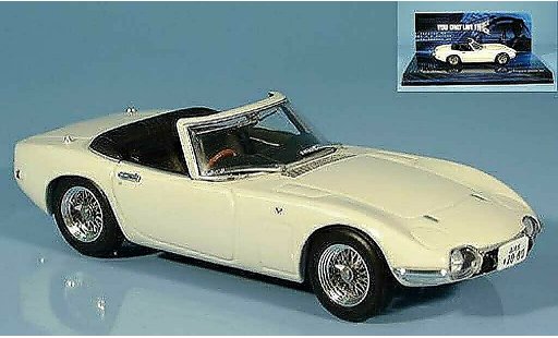 Toyota 2000 GT James Bond 1/43 Minichamps 007 modellini auto