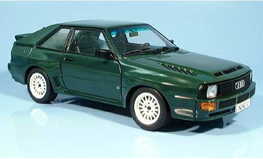 Audi Sport Quattro coupe 1/18 Autoart swb verde 1984 modellini auto