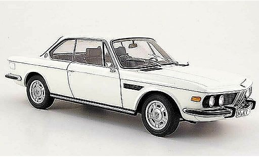 Bmw 3.0 CSi 1/18 Autoart e9 coupe bianco 1971 modellini auto