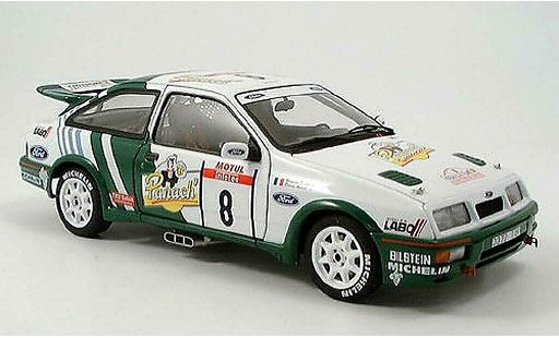 Ford Sierra RS 500 1/18 Autoart cosworth auriol 1988 modellini auto