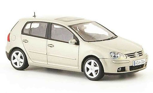 Volkswagen Golf Base 1/43 Autoart beige 5 portes 2003 modellini auto