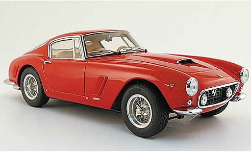 Ferrari 250 GT 1961 1/18 CMC berlina swb rosso modellini auto