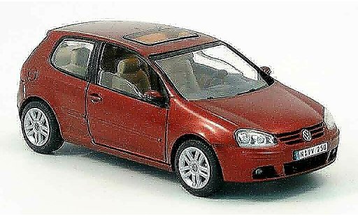 Volkswagen Golf Base 1/43 Schuco 2 turer rosso 2003 modellini auto