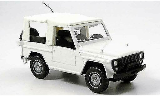 Peugeot P4 Base 1/43 Solido gelandewagen bianco 1981 modellini auto