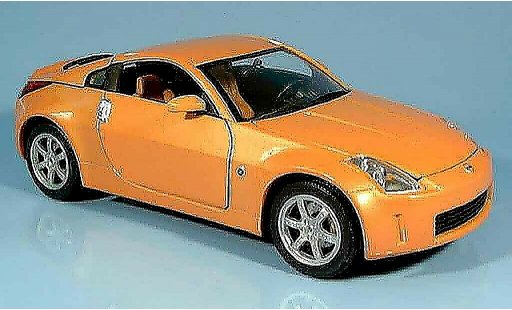 Nissan 350Z Base 1/18 Yat Ming coupe orange 2003 modellini auto