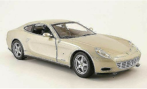 Ferrari 612 Scaglietti 1/18 Hot Wheels champagne modellini auto