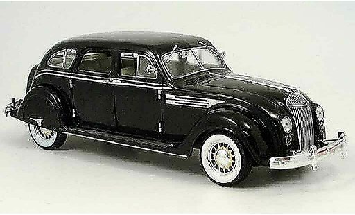 Chrysler Airflow Sedan 1/18 Signature nero 1936 modellini auto