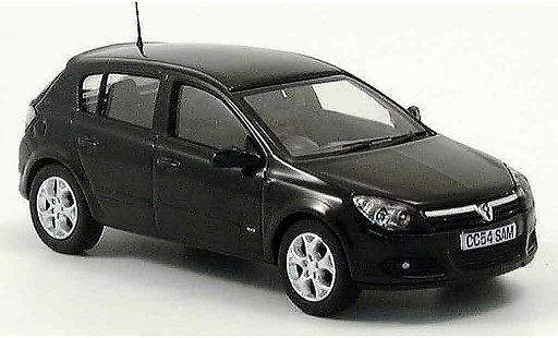 Opel Astra Base 1/43 Vanguards verde modellini auto