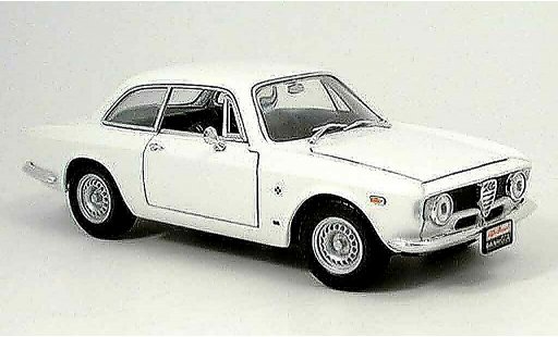 Alfa Romeo Giulia sprint gta 1/18 Yat Ming 1300 bianco 1963 modellini auto