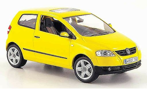 Volkswagen Fox Base 1/43 Schuco giallo 2005 modellini auto