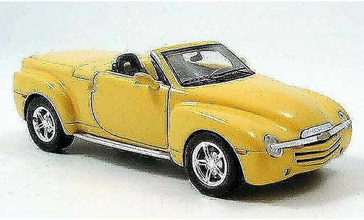 Chevrolet SSR pickup 1/43 Spark giallo 2005 modellini auto