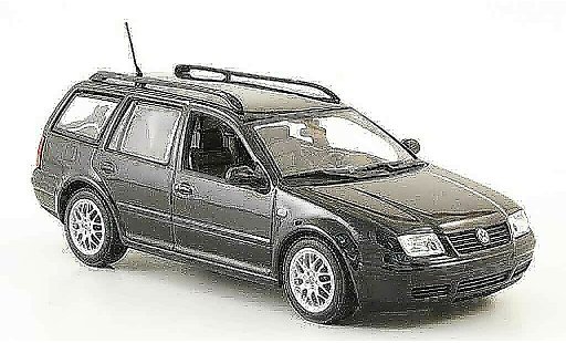 Volkswagen Bora Variant 1/43 Minichamps nero 1999 modellini auto