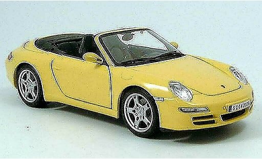 Porsche 911 Cabriolet 1/18 Maisto Cabrio S giallo modellini auto