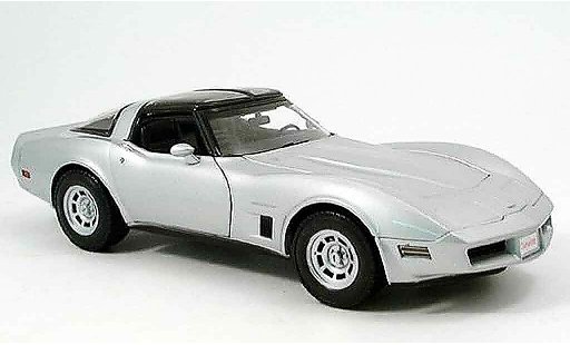 Chevrolet Corvette Coupe 1/18 Welly C3 grigio 1982 modellini auto