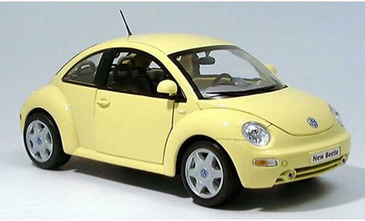 Volkswagen New Beetle Base 1/18 Welly giallo modellini auto