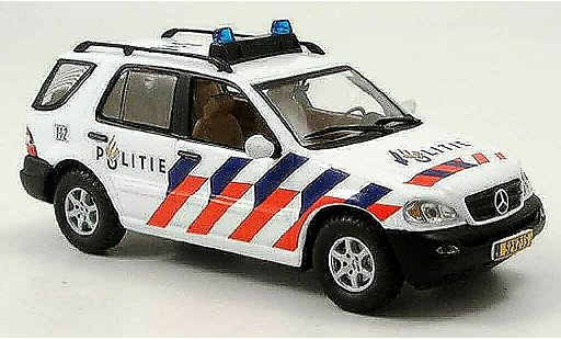 Mercedes Classe M Base 1/43 IXO police Holland 2003 modellini auto