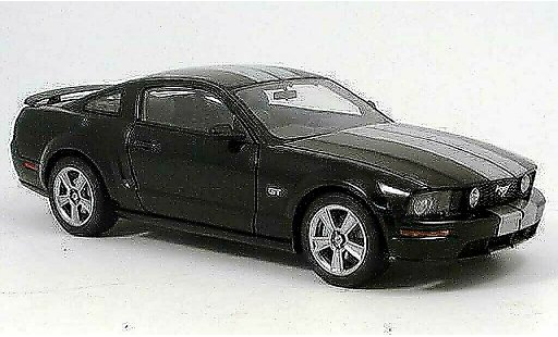 Ford Mustang GT 1/18 Autoart nero modellini auto