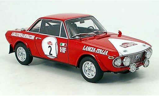 Lancia Fulvia HF 1/18 Autoart 1600 no.2 vincitore rallye san remo 1972 modellini auto