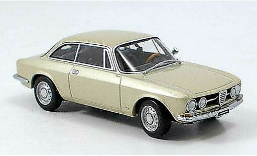 Alfa Romeo 1750 gtv 1/43 Autoart beige 1967 modellini auto