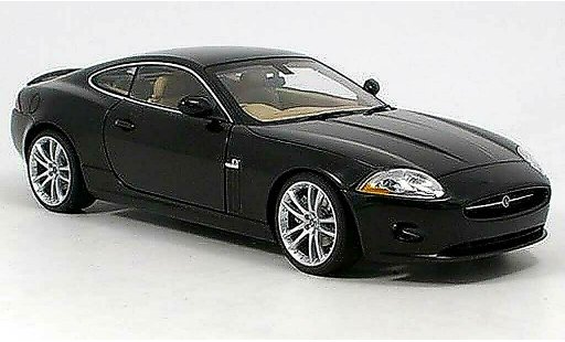 Jaguar XK coupe 1/18 Autoart nero 2005 modellini auto