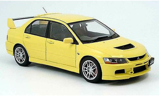 Mitsubishi Lancer Evolution IX 1/18 Autoart gsr giallo modellini auto