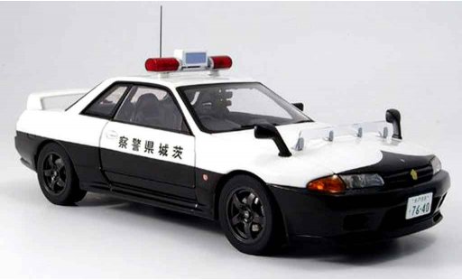 Nissan Skyline R32 1/18 Autoart gtr polizia japan modellini auto