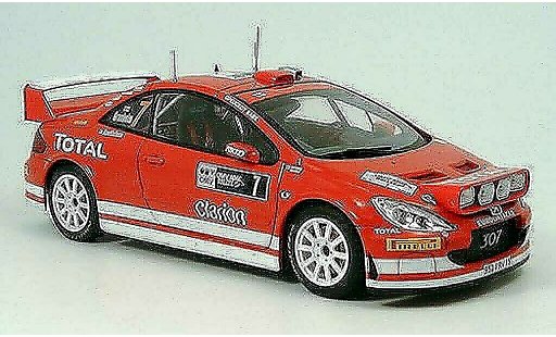 Peugeot 307 WRC 1/18 Autoart no.7 total rallye Germania 2005 modellini auto