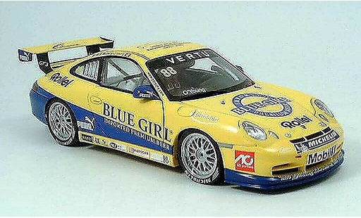 Porsche 911 GT3 CUP 1/18 Autoart 2005 no.88 o young vincitore macau modellini auto