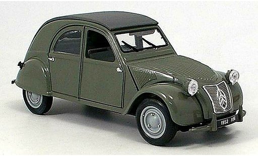 Citroen 2CV Berline 1/18 Maisto olivverde modellini auto