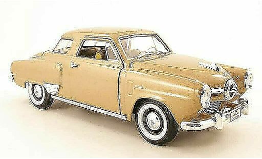 Studebaker Champion 1950 1/18 Yat Ming beige modellini auto