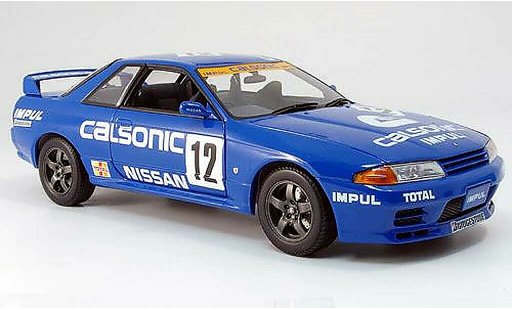 Nissan Skyline R32 1/18 Kyosho gt-r bnr calsonic modellini auto
