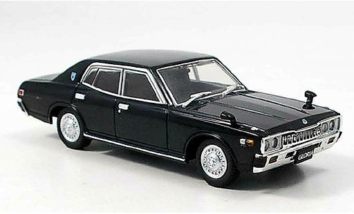Nissan Gloria 2000 GL-E 1/43 Aoshima GL E nero 1977 modellini auto