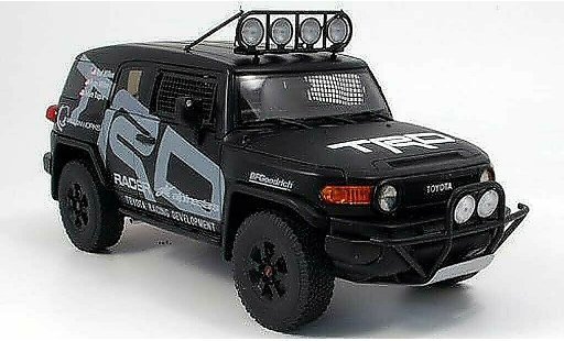 Toyota FJ Cruiser TRD 1/18 Autoart 2006 modellini auto