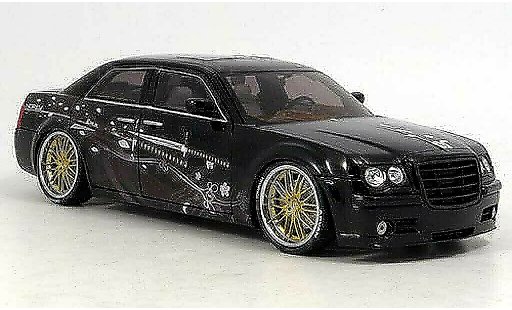 Chrysler 300C tuning 1/18 Norev Parotech Sha-Do Katana modellini auto