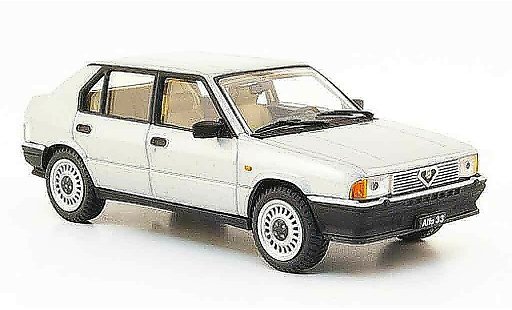 Alfa Romeo 33 1.3 1/43 Pego grigio metallisee 1983 modellini auto