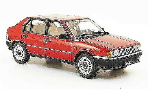 Alfa Romeo 33 1.3 1/43 Pego rosso 1983 modellini auto