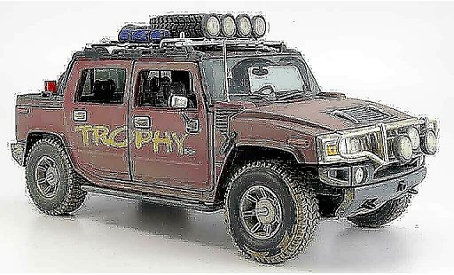 Hummer H2 SUT 1/18 Maisto trophy con dreckspuren modellini auto