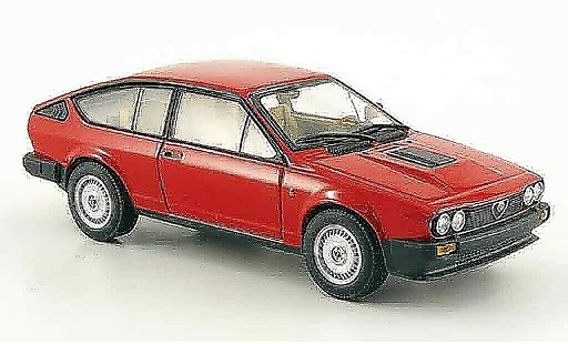 Alfa Romeo Alfetta gtv 1/43 Minichamps V 2.5 v6 rosso 1983 modellini auto