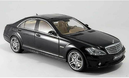 Mercedes Classe S 63 1/18 Autoart amg nero avec ledersitzen modellini auto
