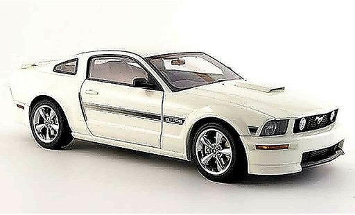 Ford Mustang GT 1/18 Autoart california special bianco 2007 modellini auto