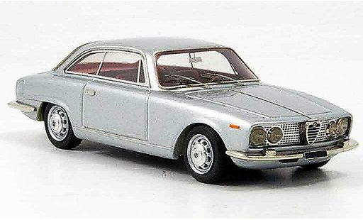 Alfa Romeo 2000 sprint 1/43 Look Smart grigio metallisee rotes interieur 1962 modellini auto