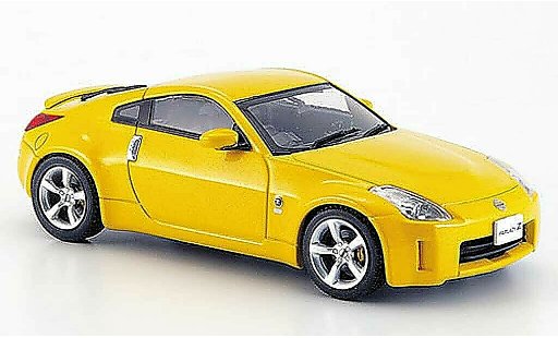 Nissan 350Z Base 1/43 Ebbro Fairlady giallo Facelift 2007 modellini auto
