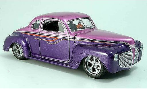 Plymouth Coupe Hot Rod 1/18 Yat Ming lilla modellini auto