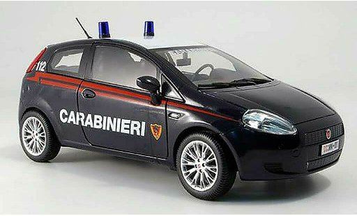 Fiat Grande Punto Berlina 1/18 Mondo Motors police carabinieri polizia italien modellini auto