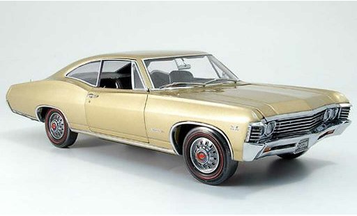 Chevrolet Impala SS 1/18 Ertl 1967 or modellini auto