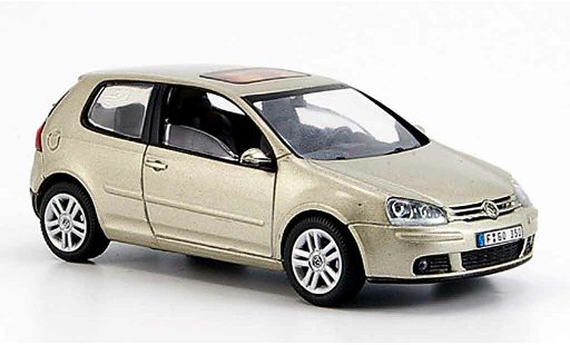 Volkswagen Golf Base 1/43 Schuco champagner modellini auto