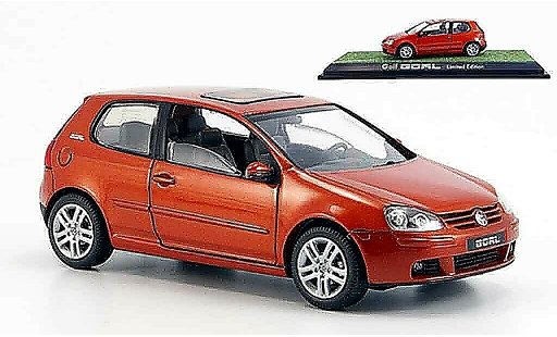 Volkswagen Golf Base 1/43 Schuco goal rame modellini auto
